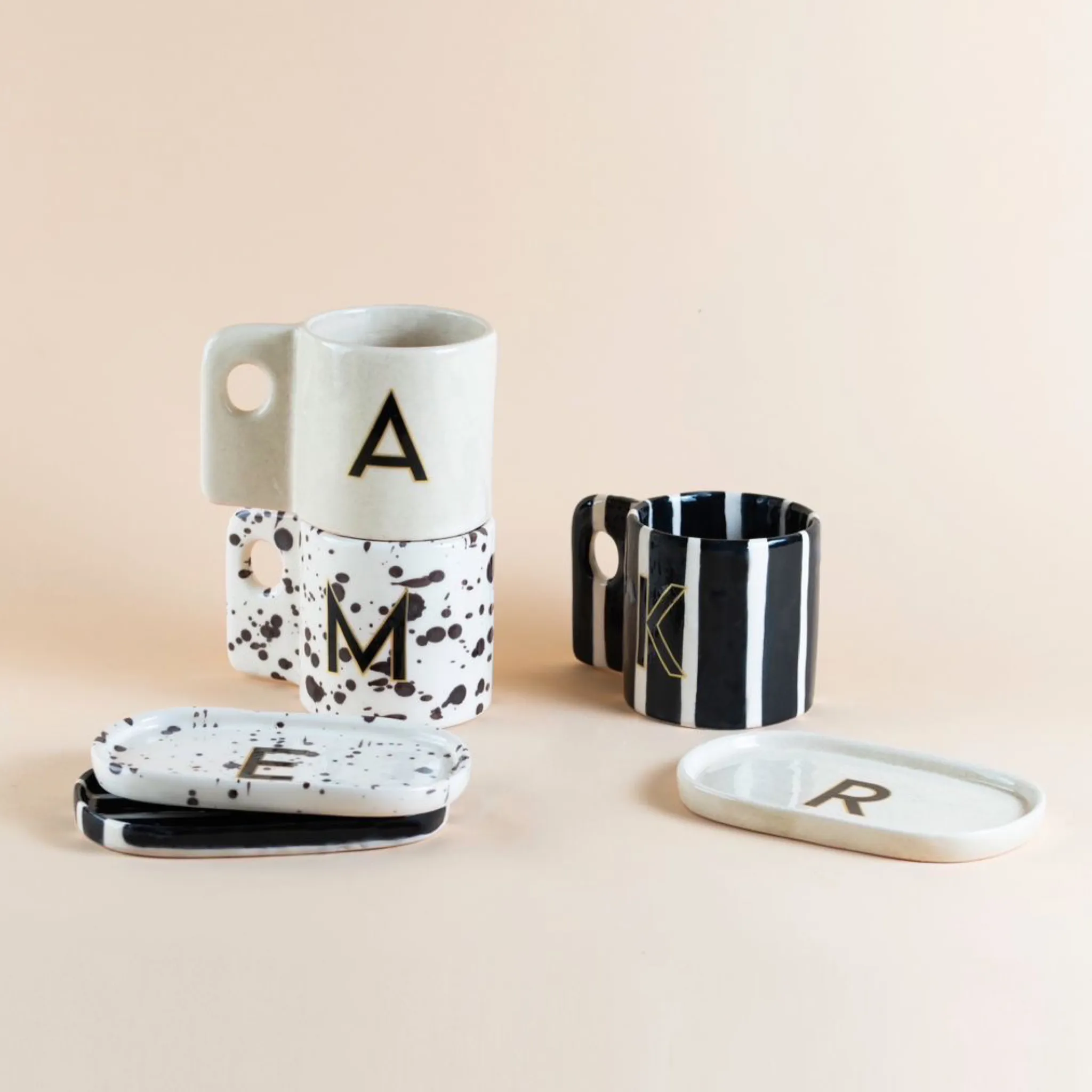 Taza Zebra con inicial